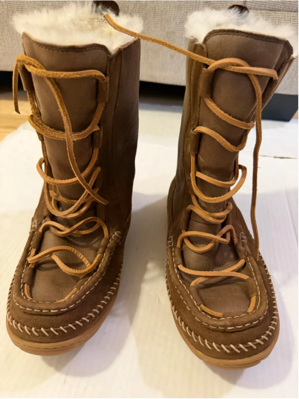 L.L.Bean Brown Shearling Leather Winter Boots Women’s US 10 M Lace Up Lamb Fur M